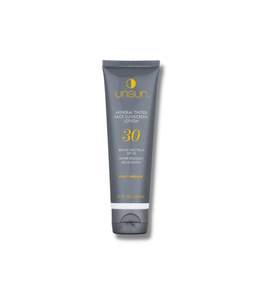 Mineral Tinted Face Sunscreen In "Light/Medium" (50ml) - Crème solaire tintée